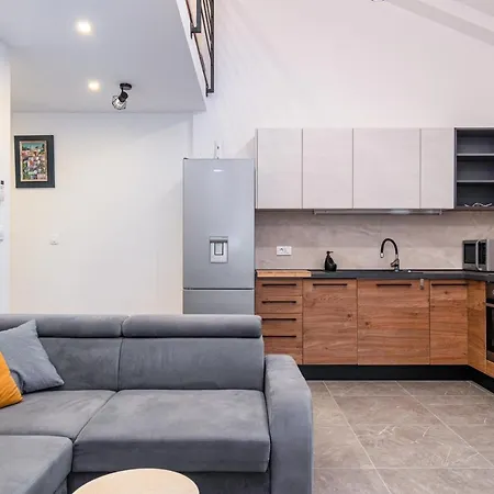 Vale Mare * Οπατία